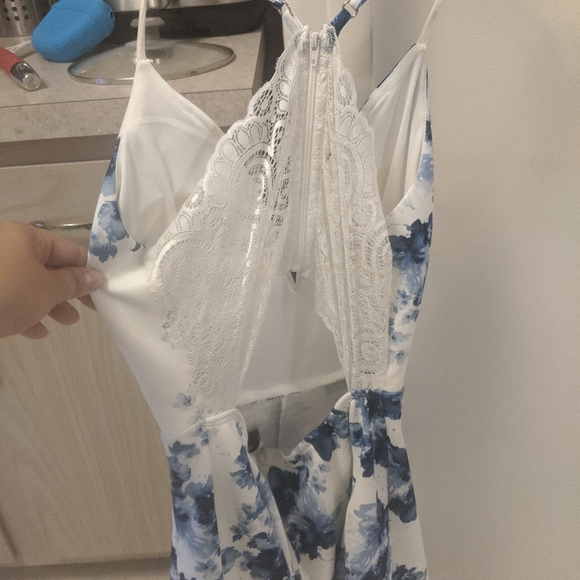 Small romper - Picture 3 of 3